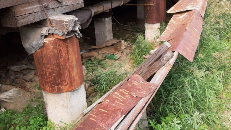 Прокуратура взяла на контроль ситуацию с разваливающимся домом в Лабытнанги