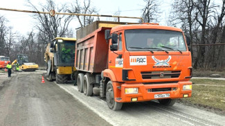 Ямальские специалисты отремонтируют дороги в Волновахском районе 