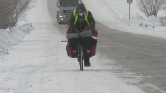 Как путешественник-экстремал из Италии покоряет Якутию на велосипеде в лютый мороз