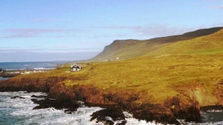 Увидеть китов и защитить Арктику: юные ямальцы отправились на экологический форум в Исландию