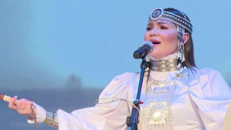 Звуки леса и полёт стерхов услышали тазовчане на концерте известной этнической певицы