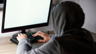 Жителей Ямала предупреждают о мошенничестве с цифровым рублем