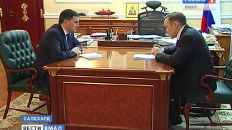 Губернатор Ямала провел рабочую встречу с главой Шурышкарского района