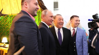 Президенты России и Казахстана посетили туристскую экспозицию Ямала на XV Форуме международного сотрудничества в Петропавловске