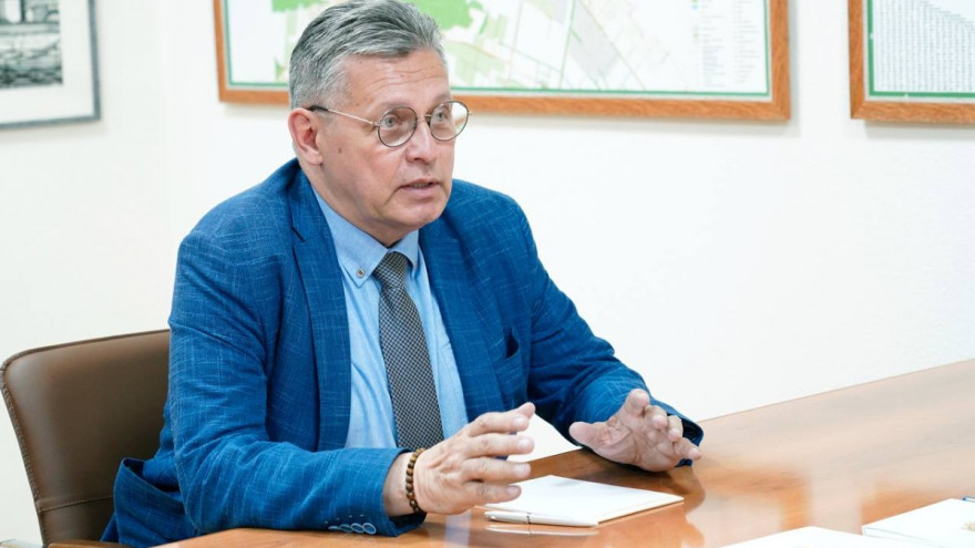 Рифат Сабитов прокомментировал конфликт между группой независимых издателей и Google