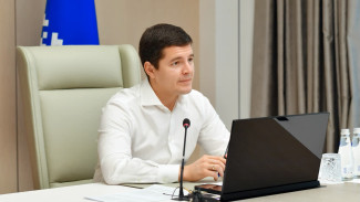 Дмитрий Артюхов пообещал увеличить количество стипендий для студентов из числа КМНС