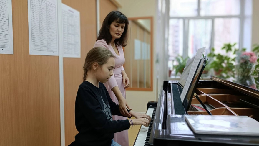 Ямальских преподавателей школ искусств отметили специальной наградой