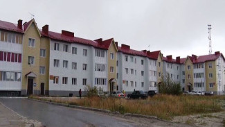 Переезды далекие и близкие: жители Муравленко получают ключи от новостроек и сертификаты на переселение