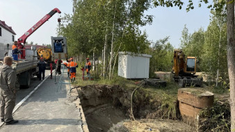 Ремонт на водопроводе в Ноябрьске: специалисты меняют повреждённый участок сети