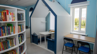 «Точка» притяжения для детей и взрослых: в Салехарде открылась библиотека нового поколения