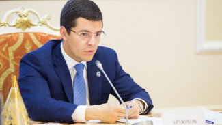 Дмитрий Артюхов провёл заседание Совета глав