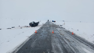 Чудом выжил: жесткая авария легковушки с «КАМАЗом» случилась на Ямале