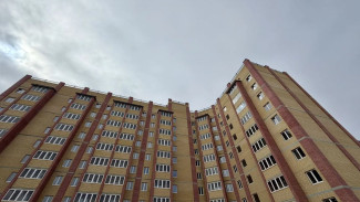 В Салехарде возводят девятиэтажный жилой дом