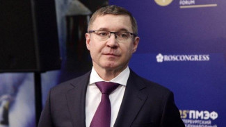 Владимир Якушев высоко оценил роль ПМЭФ в экономическом развитии регионов 