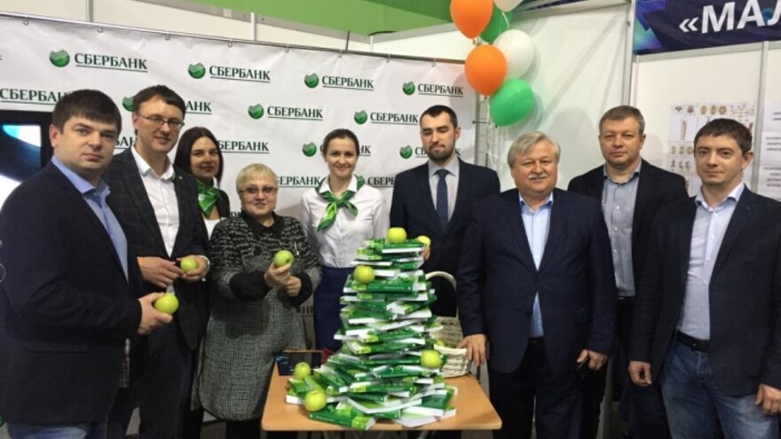 Сбербанк принял участие в X региональной выставке «Малый и средний бизнес Ямала»