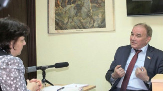 Депутат Госдумы Вячеслав Тетёкин считает необходимым принятие новых законодательных инициатив о социальных гарантиях в округе