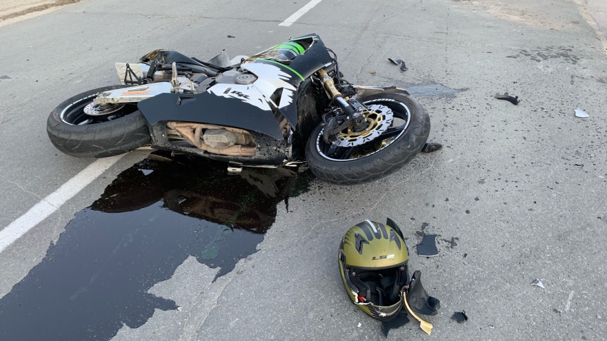 В поселке Уренгой мотоциклист погиб в ДТП 