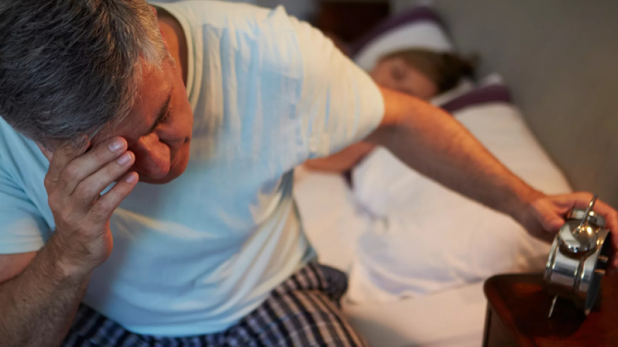 Ученые: нарушение режима сна негативно сказывается на здоровье пожилых людей