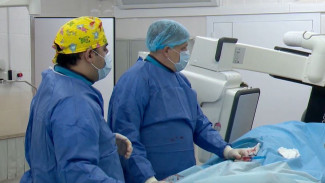 Хирург из Ноябрьска проводит сложнейшие операции на сосудах в период пандемии
