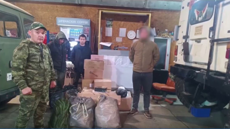 Из Салехарда на передовую: бойцам Херсонского направления передали гуманитарный груз и автомобиль