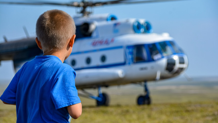 На вертолетах к знаниям: на Ямале начался сбор школьников из тундры 