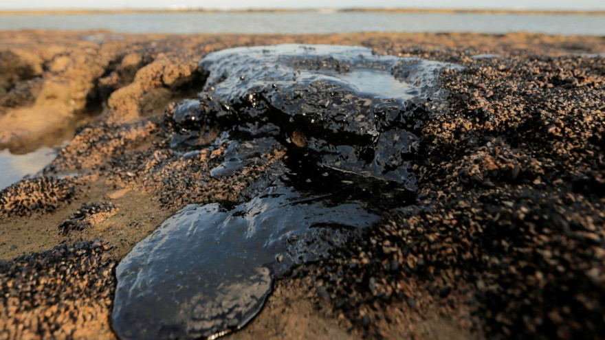 На Ямале открыто уголовное дело из-за разлива нефтепродуктов