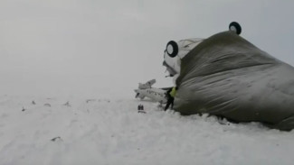 Следователи на Ямале осмотрели место крушения вертолета