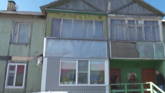 Далеко не сказочная жизнь у жителей Лабытнанги по адресу Школьная, 11