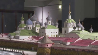 В Архангельске отреставрировали макет Соловецкого монастыря