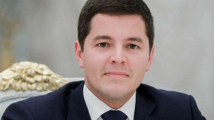 Губернатор ЯНАО Дмитрий Артюхов поздравил северян с Днём народного единства