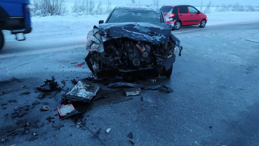 Автокатастрофа в Лабытнанги: при столкновении двух иномарок погиб человек 