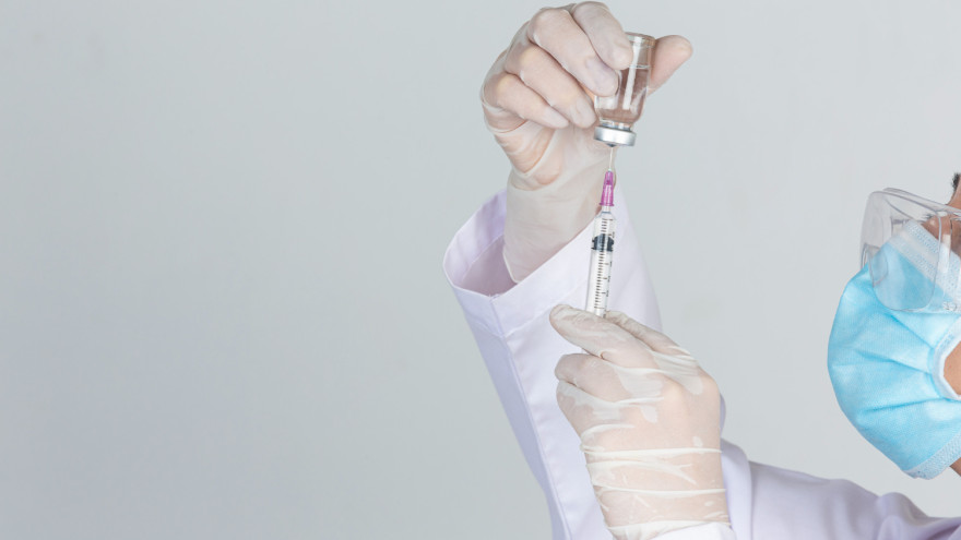 Защитить себя и близких: в ЯНАО началась вакцинация от гриппа