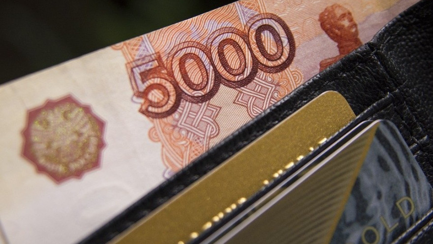 Житель Нового Уренгоя потерял на липовом кредите 52 тысячи рублей