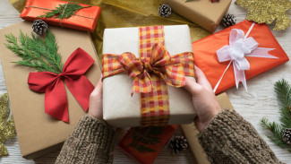 ЯНАО меняет подход к новогодним подаркам: приоритет – нуждающиеся дети