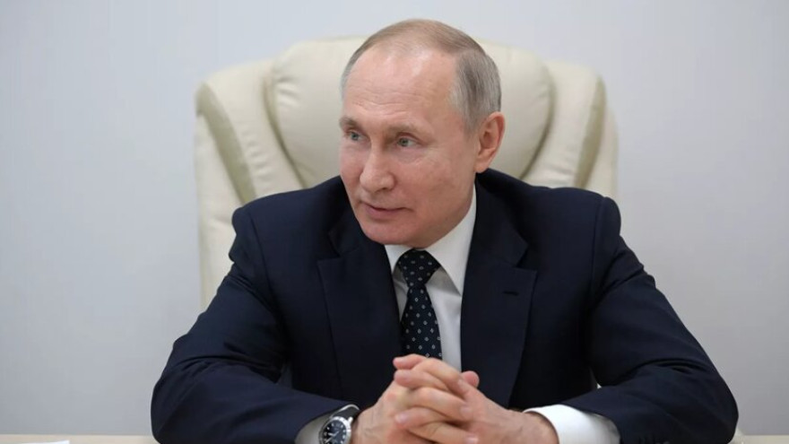 Владимир Путин: голосование по поправкам к Конституции необходимо перенести 