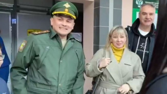 В Салехард приехал Герой России и ветеран боевых действий Рустам Сайфуллин