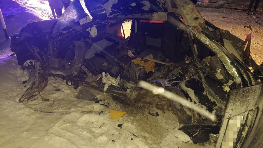 Смертельное ДТП на автодороге Сургут - Салехард: погиб водитель отечественного авто