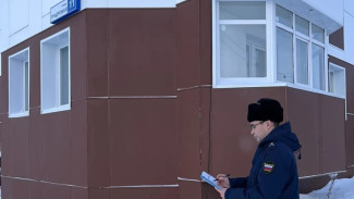 Прокуратура Нового Уренгоя начала проверку из-за деформации жилого дома на улице Тундровой