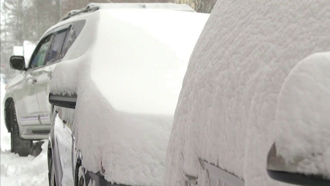 За сутки в Салехарде белых хлопьев намело больше, чем листьев в осеннем саду