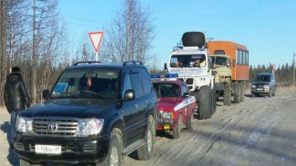 Ямальские автомобилисты объединяются в мессенджерах, чтобы помогать друг другу на дороге