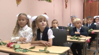 На Ямале для 76 тысяч школьников начался новый учебный год