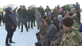 Чиновники пообщались с рыбаками Тазовского района