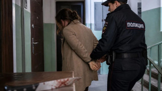 Жительница Нового Уренгоя предстанет перед судом за попытку убийства