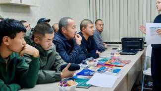 Трудовым мигрантам на Ямале помогают адаптироваться к местным законам и традициям