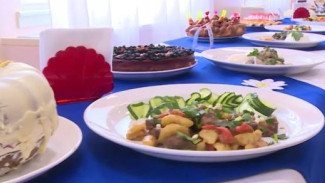 Вкусный поединок: в Катравоже повара школьных и детсадовских столовых боролись за звание лучшего