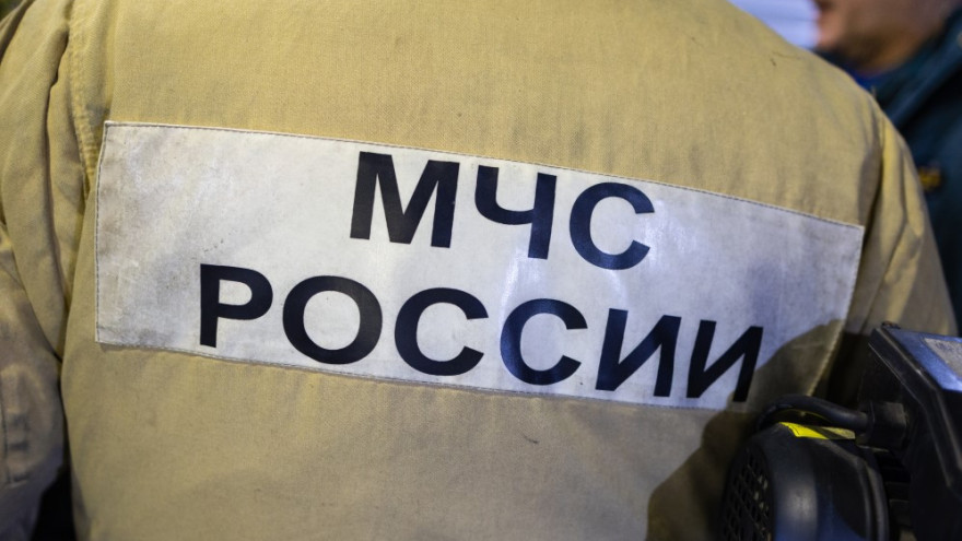 Два человека погибли при пожаре в жилом доме в Тарко-Сале