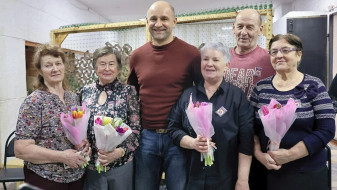 Артём Жога поздравил женщин с Международным женским днем