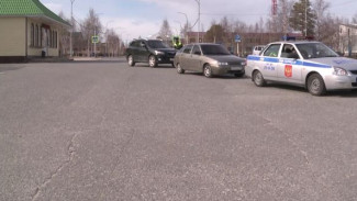Автоинспекторы Муравленко продолжают трудиться в Ханымее после снятия карантина