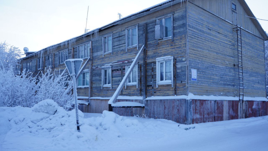На Ямале прокуратура добилась сокращения срока расселения из опасных «авариек»