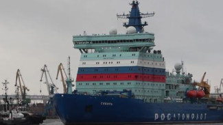 Первый выход в свет: мощнейший ледокол «Сибирь» ушел на ходовые испытания